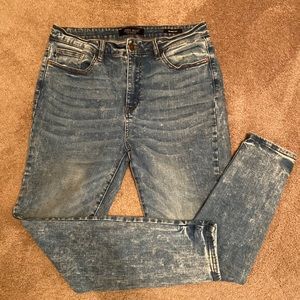 Just Blue Non-Distressed Skinny Jean - size 11/30